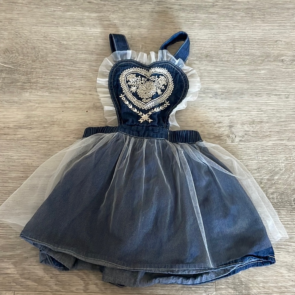 Little wings dress
